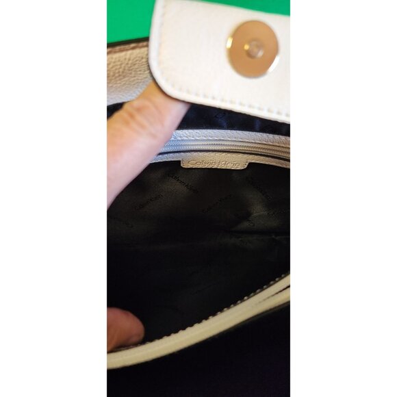 Women's Calvin Klein Handbag Pebbled Black & White Lily Tote Bag - Picture 8 of 9